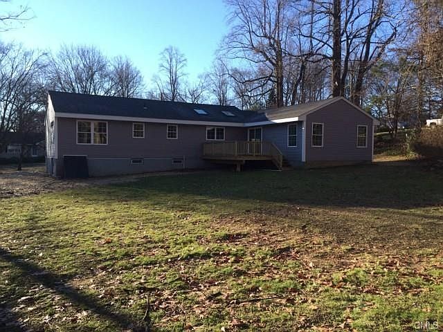 2nd image of 25 White Oak Rd