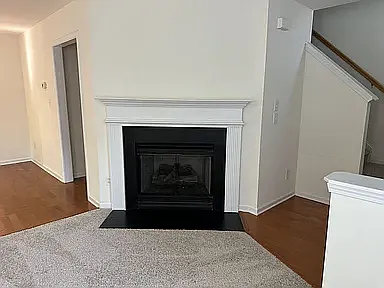 2 bed, 2.5 bath, 1340 sqft, $1,650 — Photo 3