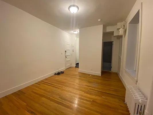 Rented by Bond New York | media 2