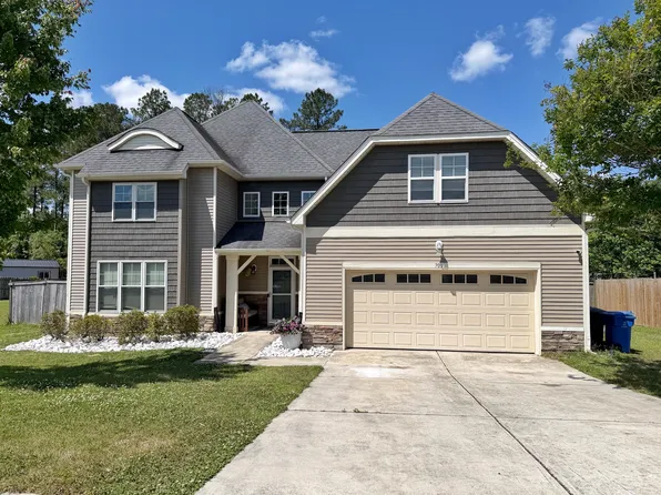 703 Stagecoach Dr, Jacksonville, NC 28546