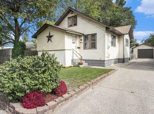 2044 Duiker Ave NE, Grand Rapids, MI 49505