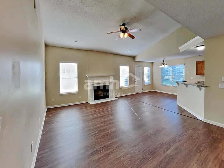 7117 Daerwood Pl — Photo 7