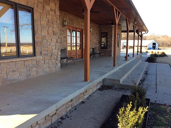 3rd image of 3435 E Highway 20