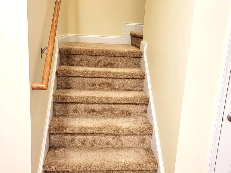 140 Wheeling Dr — Photo 31