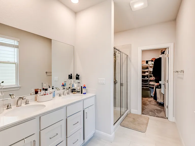 15805 Oglethorpe Dr — Photo 35
