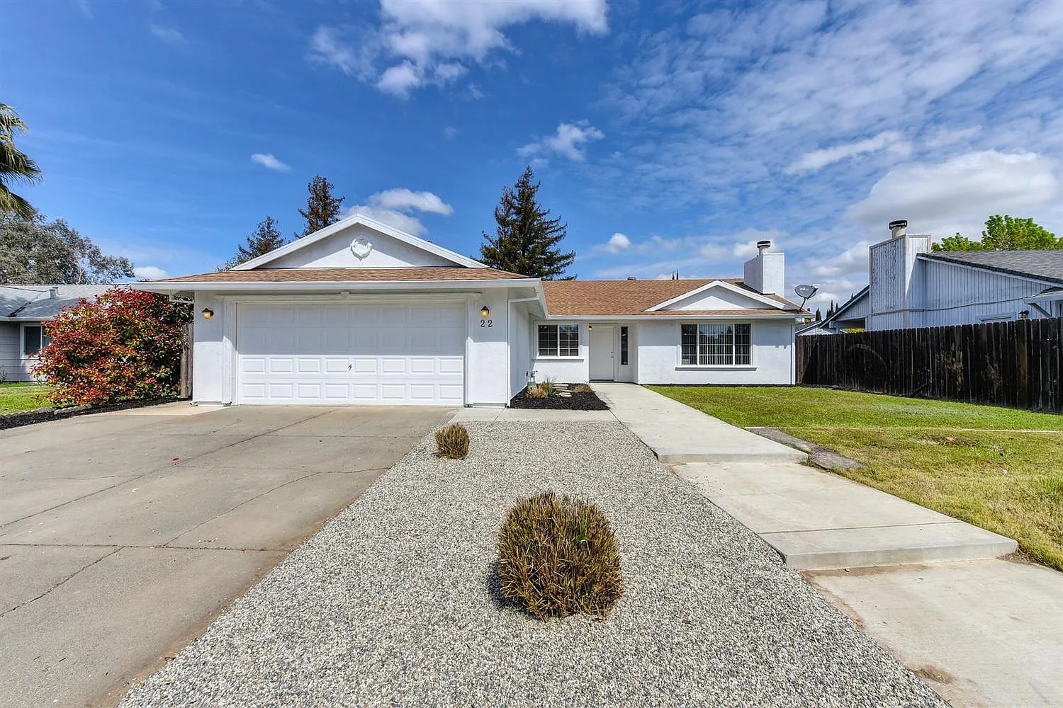 22 Dempster Ct photo 1