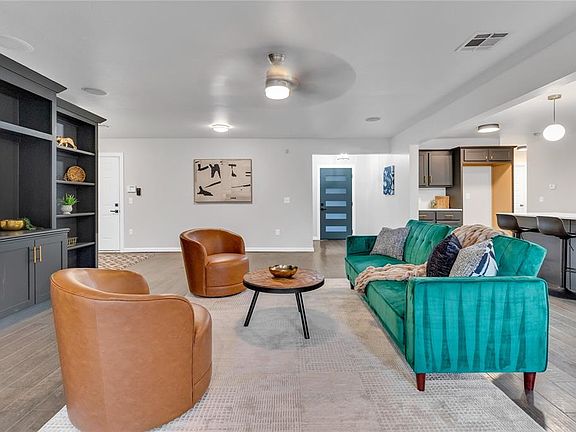 5th image of 9701 Greystone Ave