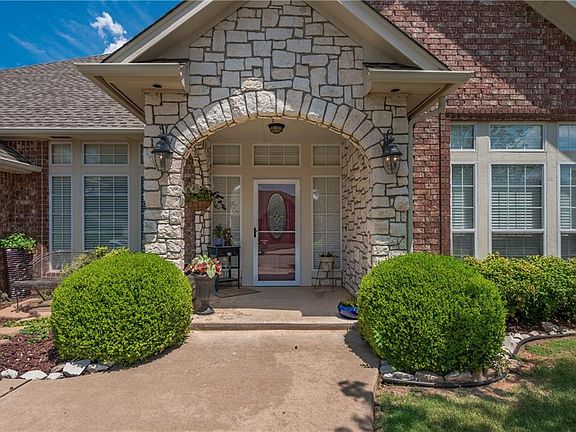 4th image of 15808 Shadow Mountain Dr