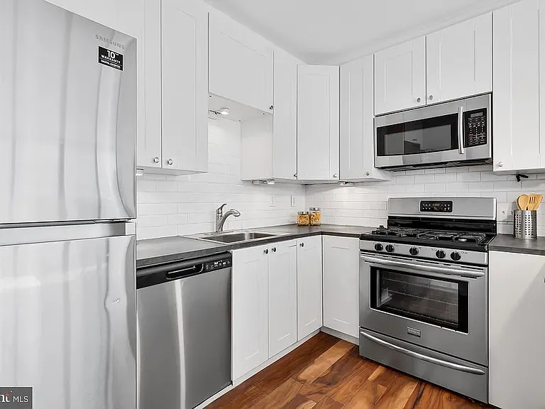1245 13th St NW #310 — Photo 9