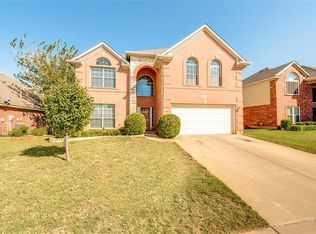 4500 Shady Hollow Dr, Fort Worth, TX 76123