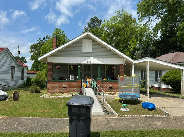2120 Gurnee Ave, Anniston, AL 36201