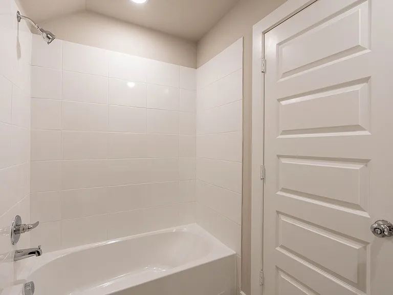 712 Melody Hill Dr — Photo 14