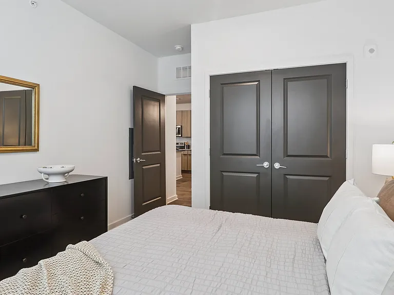 The Liliana Apartment Homes — Photo 44