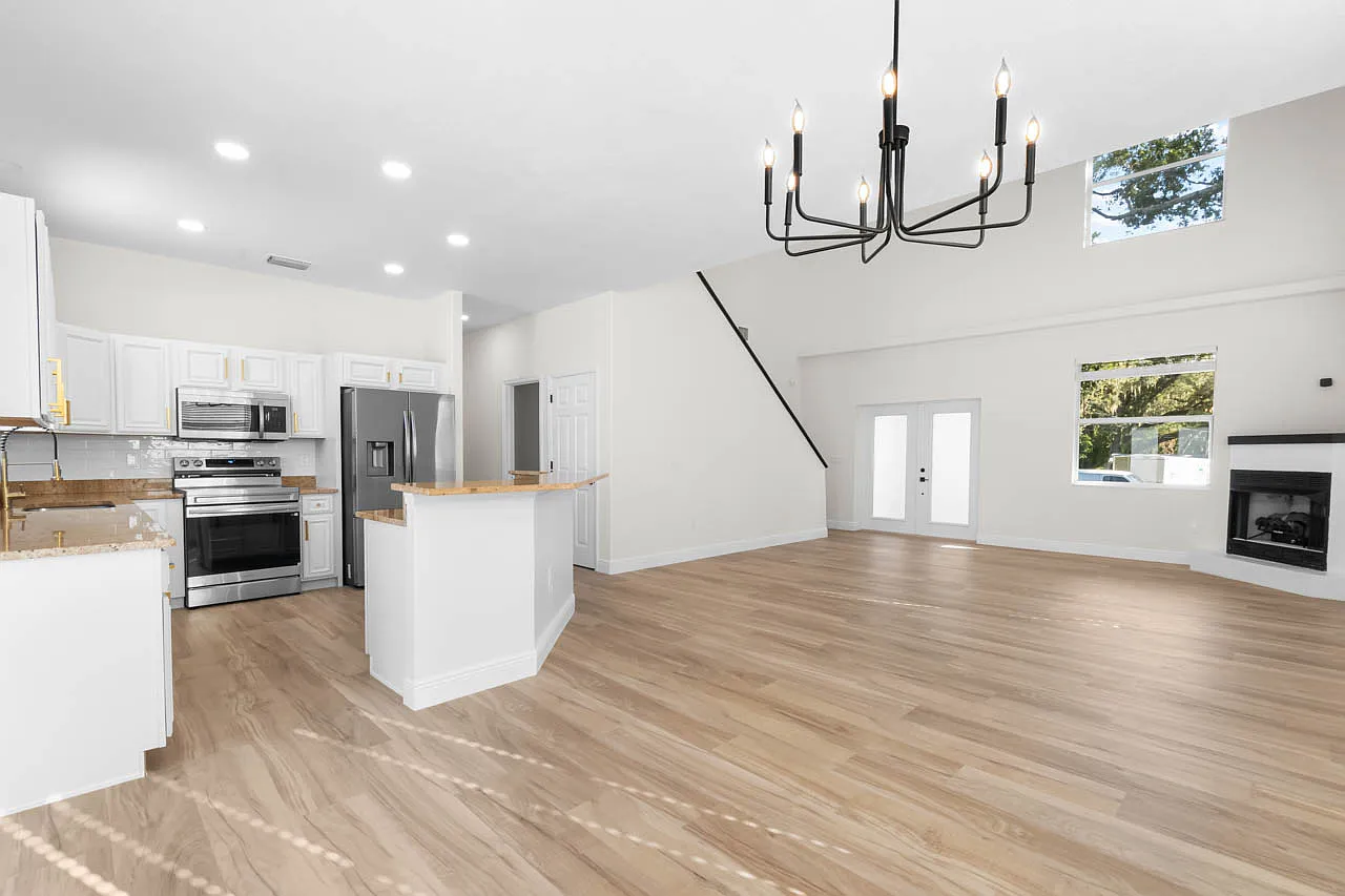 3 bed, 1812 sqft, $3,100 — Photo 4