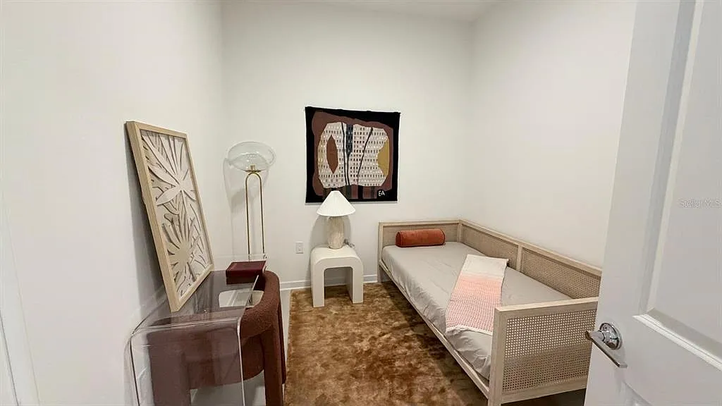 2 bed, 2.0 bath, 1023 sqft, $2,250 — Photo 2