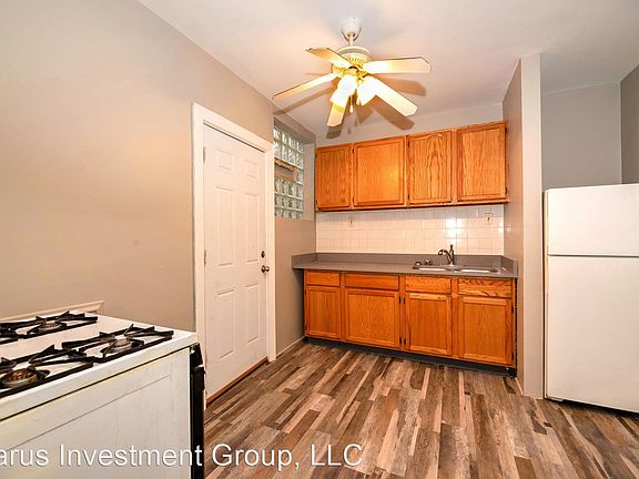 3rd image of 6925 S Dante Ave Unit 2