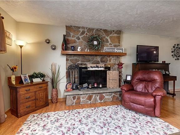 5th image of 4681 Milford Dr