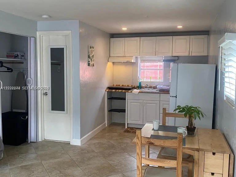 2526 McKinley St #C — Photo 5