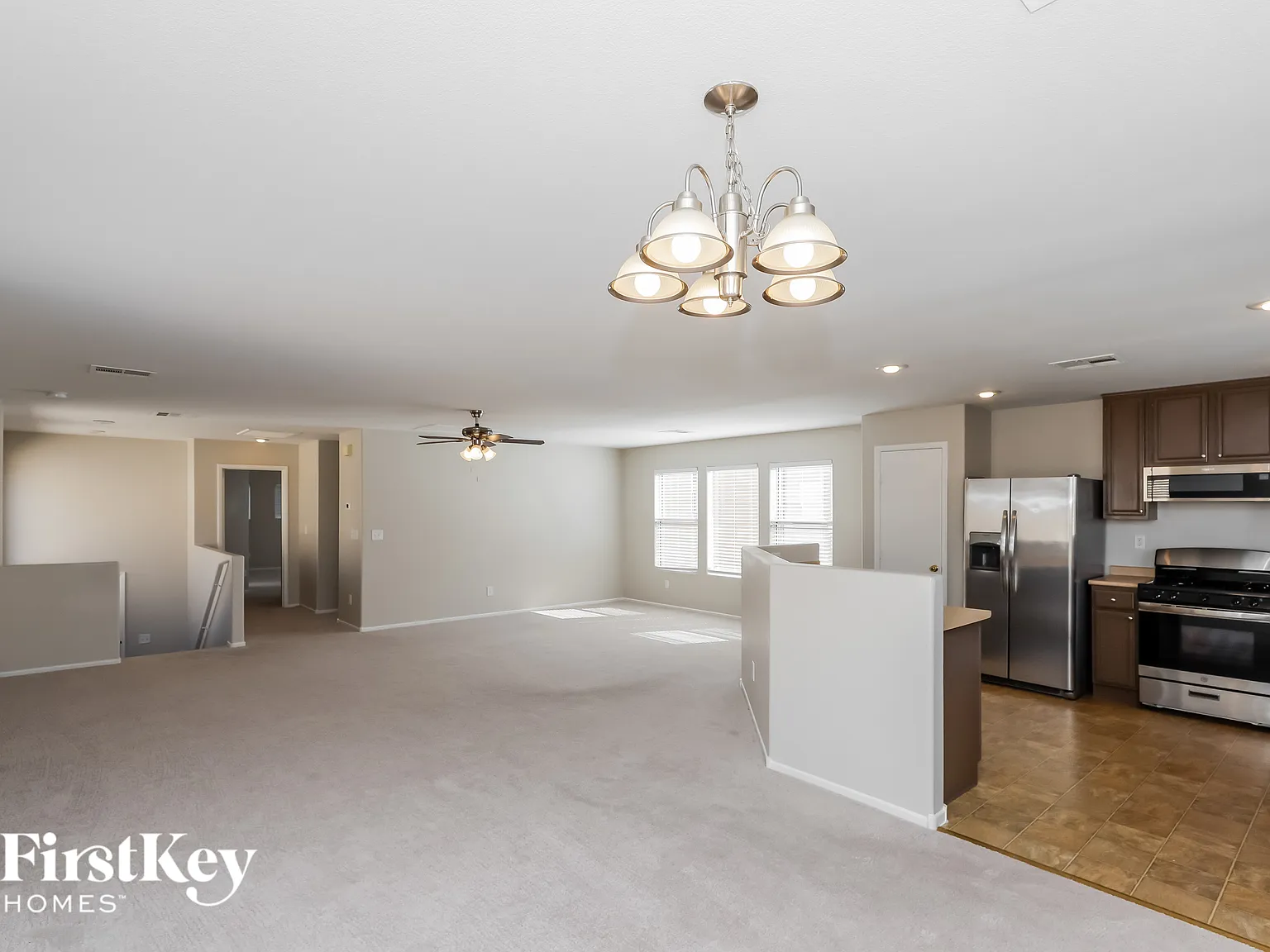 4 bed, 2.5 bath, 2297 sqft, $2,740 — Photo 4