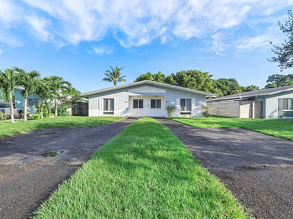2nd image of 823-825 SW 13th Street