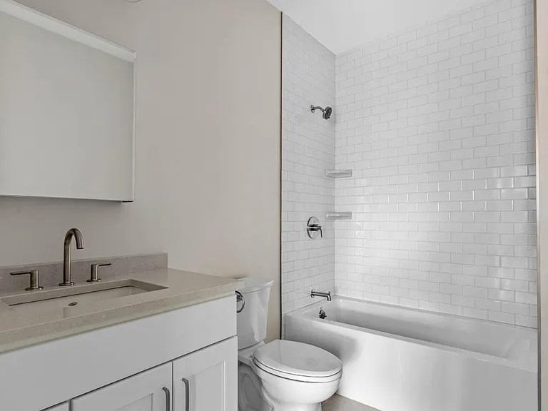 18 New Derby St #205 — Photo 4
