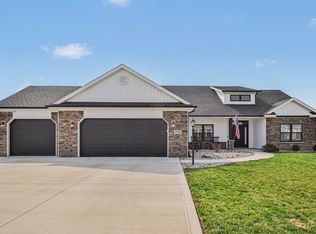 3950 Kings Pass, Warsaw, IN