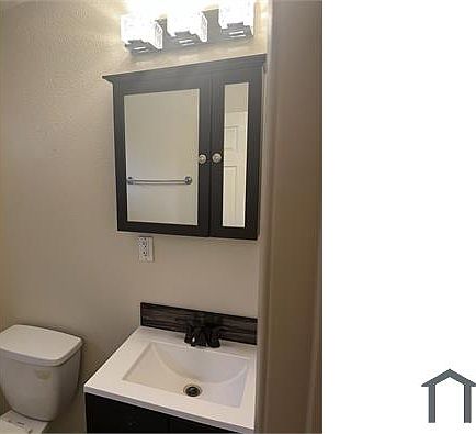 3rd image of 346 E 104th St