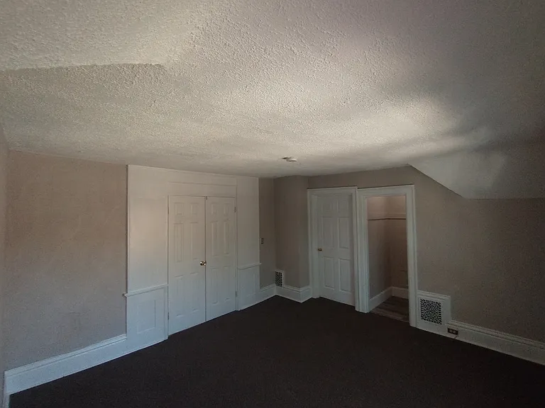 420 S Baker St — Photo 10
