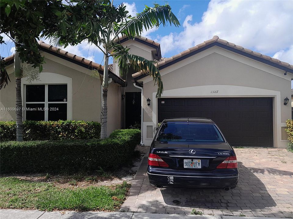 2nd image of 13167 SW 284th St