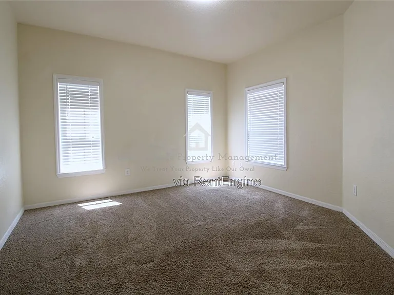 3561 Conroy Rd #217-1 — Photo 12