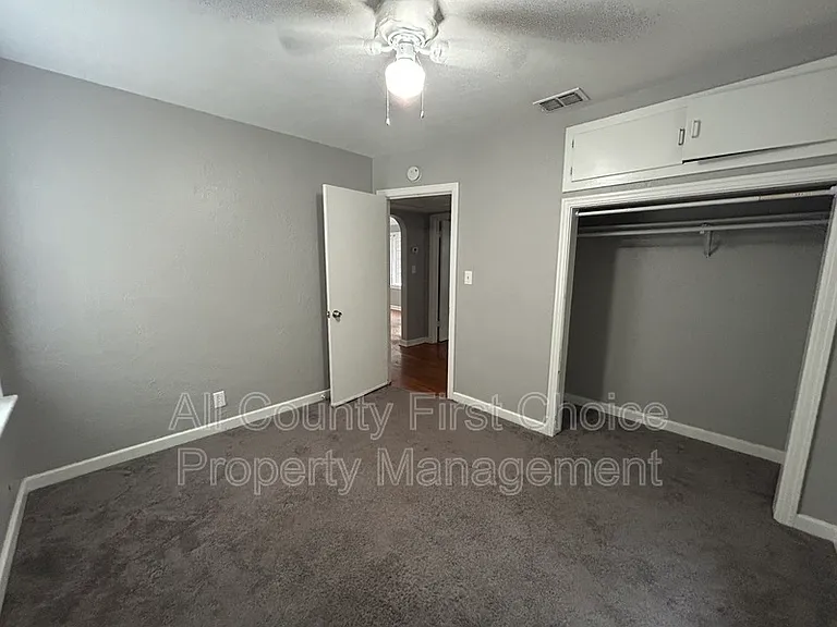 4340 7th Ave N — Photo 11