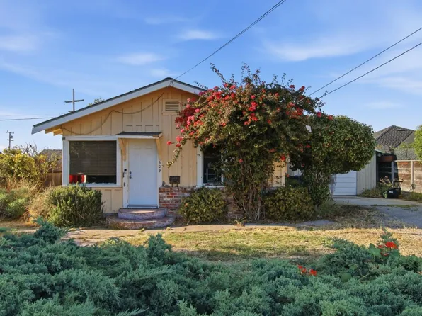 609 Trinity Ave, Seaside, CA 93955