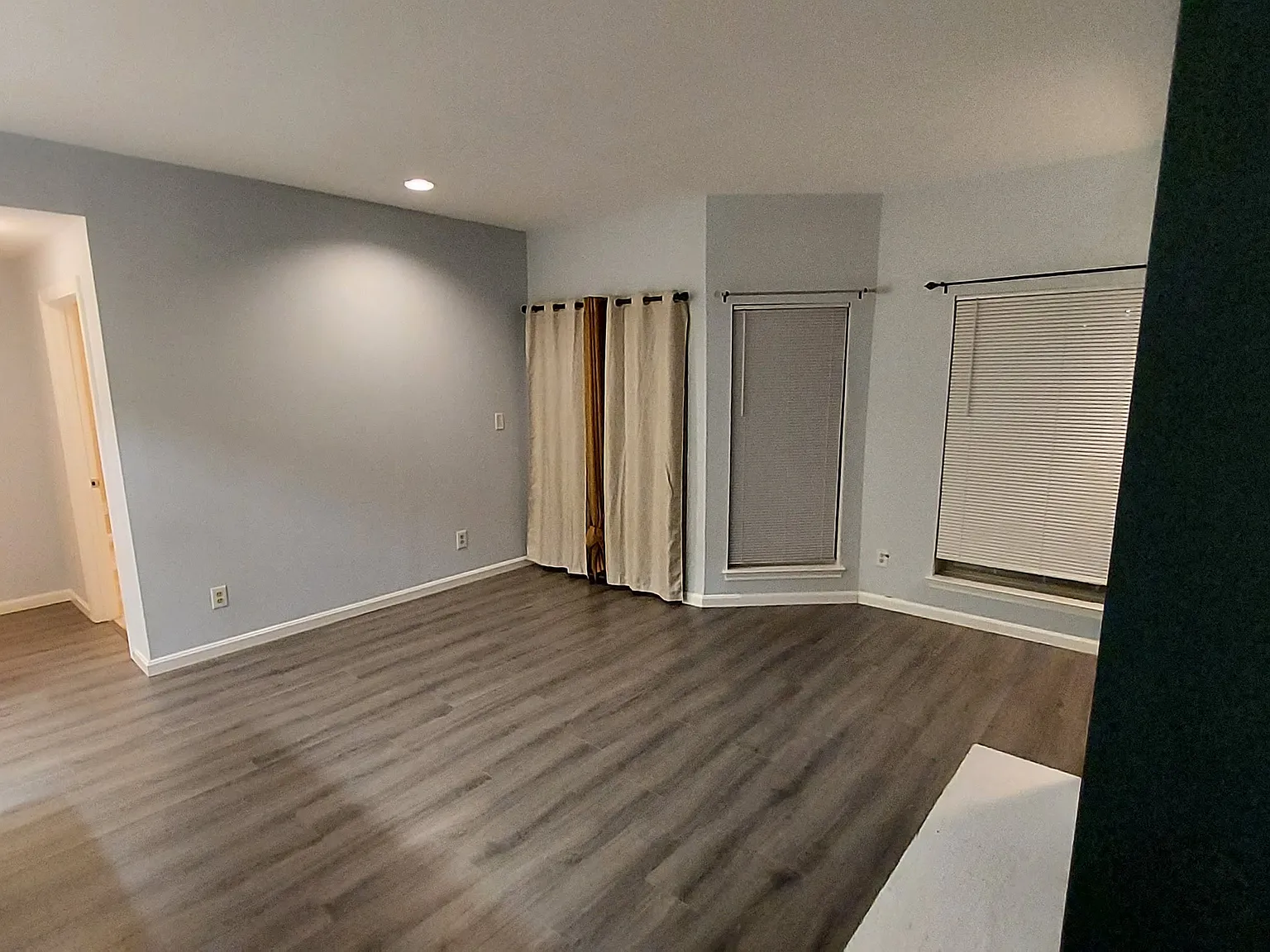 1 bed, 700 sqft, $1,930 — Photo 4
