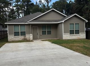 20130 Parkway Ln, Montgomery, TX 77356