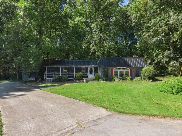 4343 Hamill Ct, Buford, GA 30519