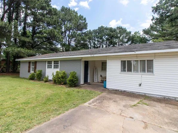 5712 Kings Point Ln, Jonesboro, AR 72404