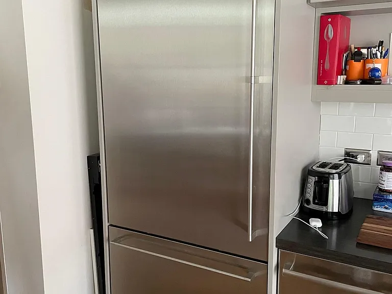 New high-end German Gaggenau refrigerator/freezer