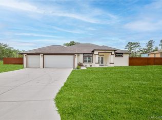 7372 Madrid Rd, Weeki Wachee, FL 34613