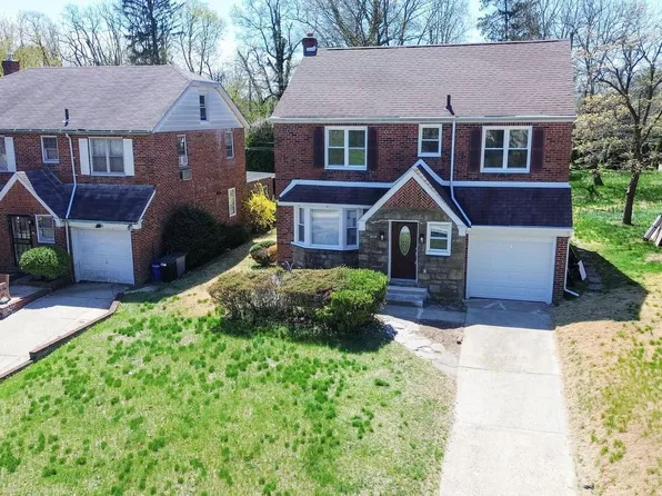 6610 Ardleigh St, Philadelphia, PA 19119