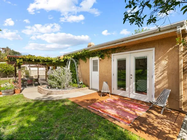 711 Country Dr, Ojai, CA 93023