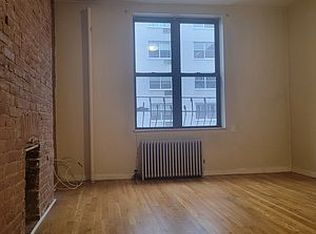 316 E 70th St #5FW, New York, NY 10021