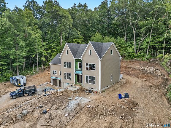 2nd image of 298 Wooding Hill Road