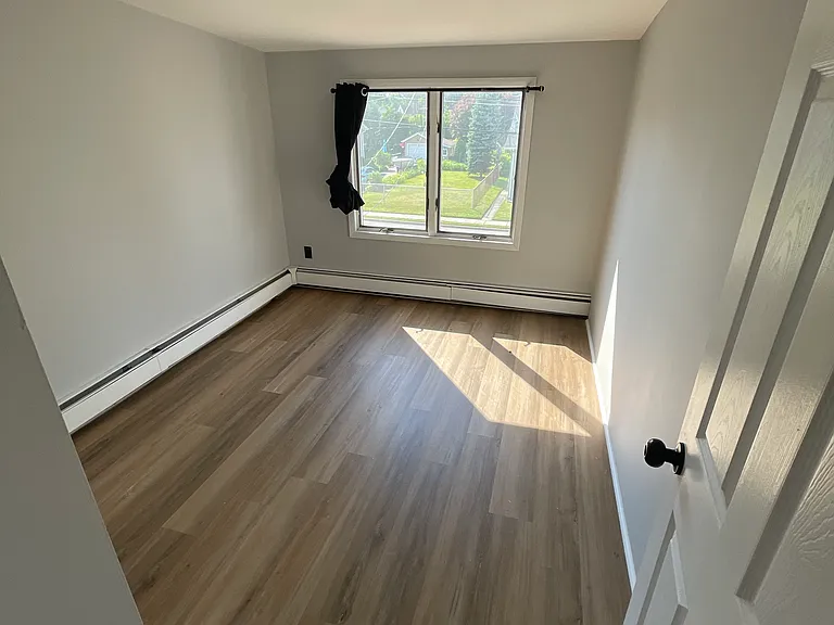 2144 Evans St #1 — Photo 11