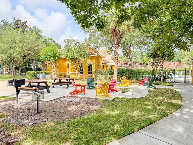 8818 Villa View Cir #204 — Photo 40