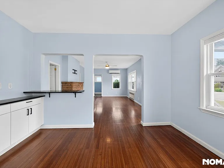 189 Lafayette Ave — Photo 9