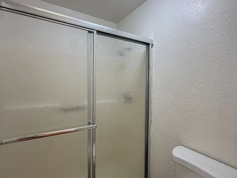 1422 Eagle Ct — Photo 28