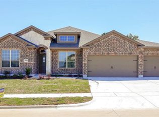 2324 High Meadow Dr, Denton, TX 76208