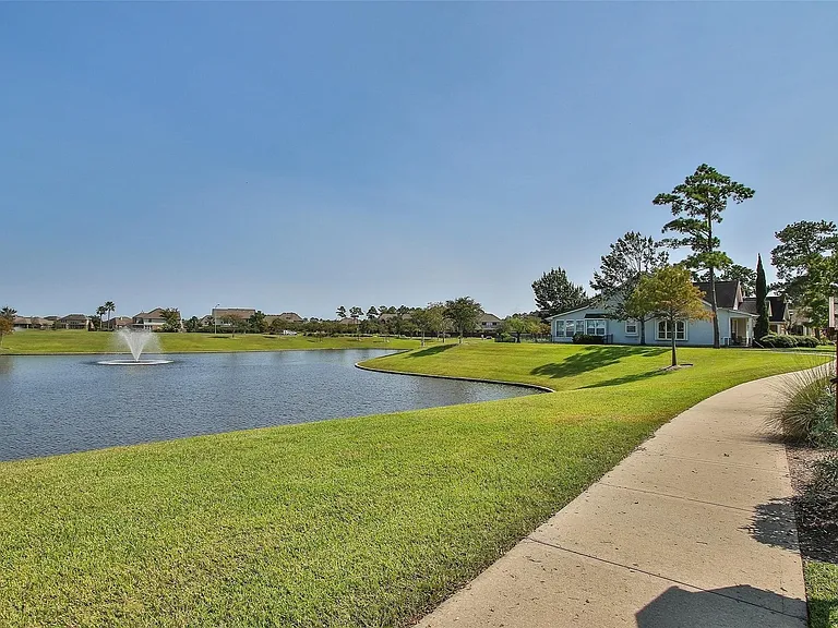 12802 Magnolia Arbor Ct — Photo 39