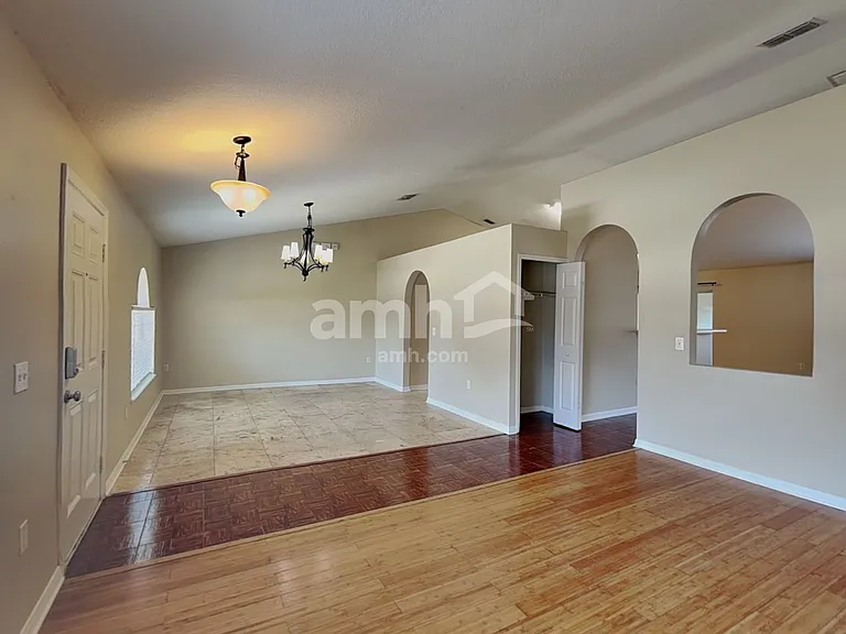 5498 Cougar Park Ct — Photo 8