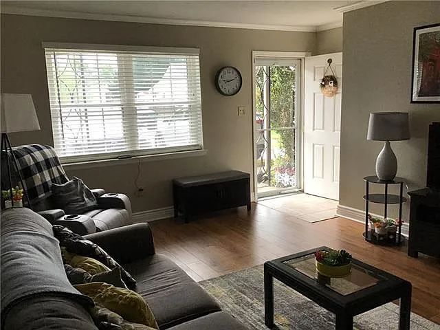 138 Normandy Ave — Photo 5